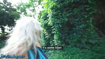 Blonde Milf Enjoys Hardcore Sex In The Park With Public Agent